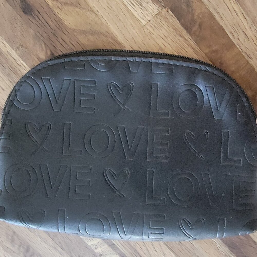 Victoria's Secret Love Black Makeup Pouch - Picture 4 of 10